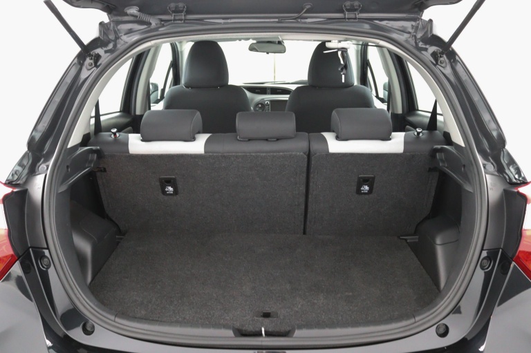 Toyota Yaris - 1.5 Hybrid Design Sport 30