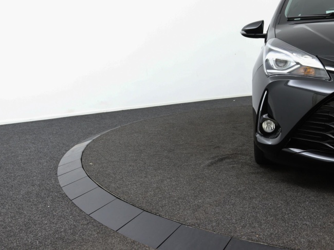 Toyota Yaris - 1.5 Hybrid Design Sport