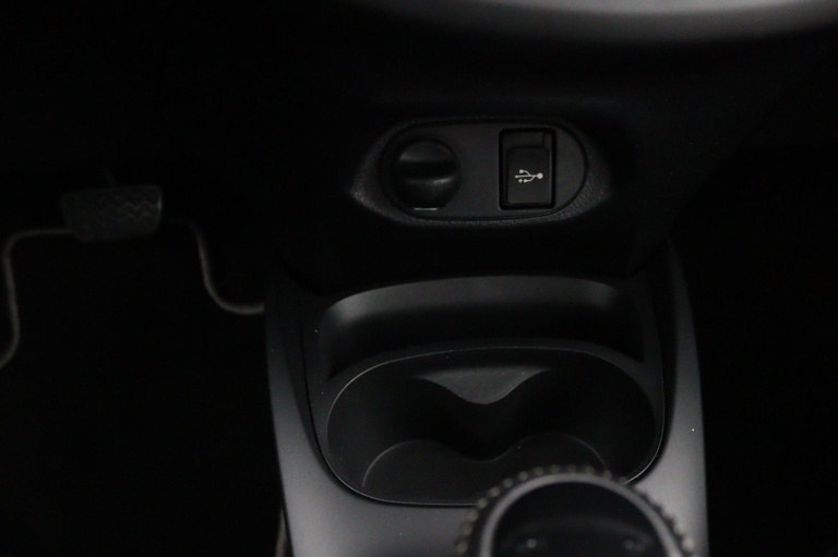 Toyota Yaris - 1.5 Hybrid Design Sport 39