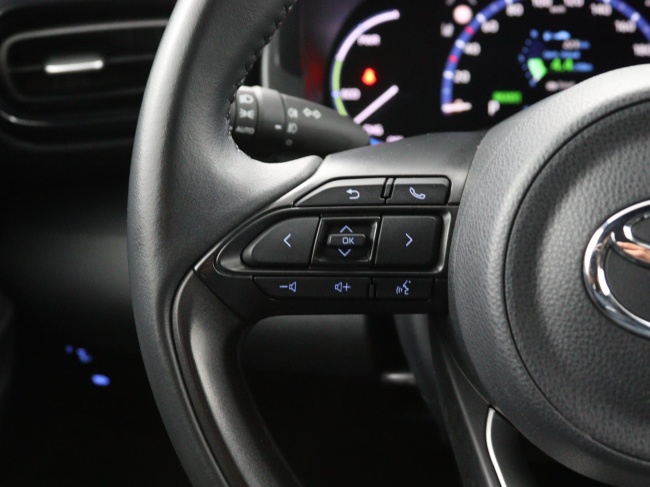 Toyota Yaris Cross - 1.5 Hybrid First Edition