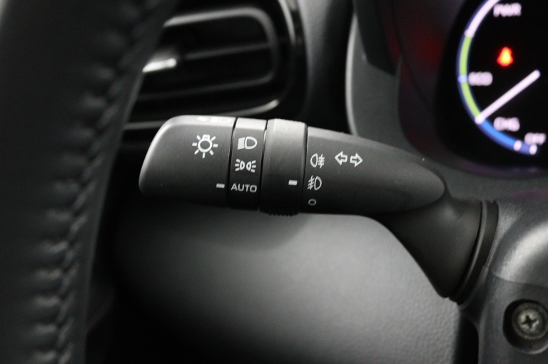 Toyota Yaris Cross - 1.5 Hybrid First Edition 23