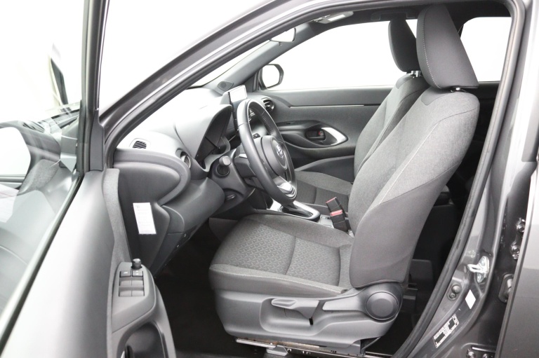 Toyota Yaris Cross - 1.5 Hybrid First Edition 9