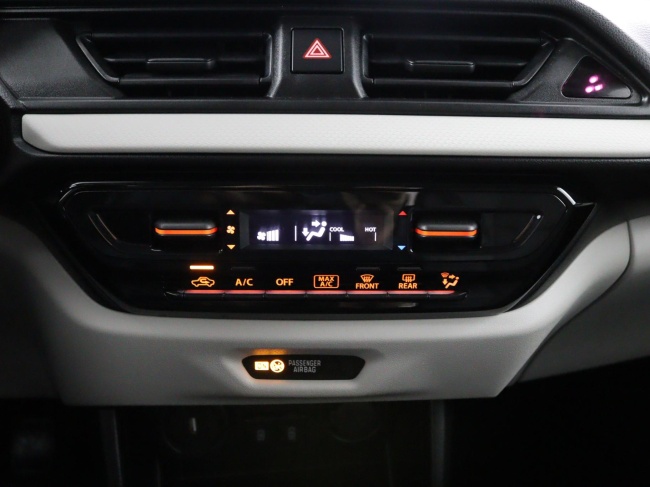 Suzuki Swift - 1.2 Select Smart Hybrid