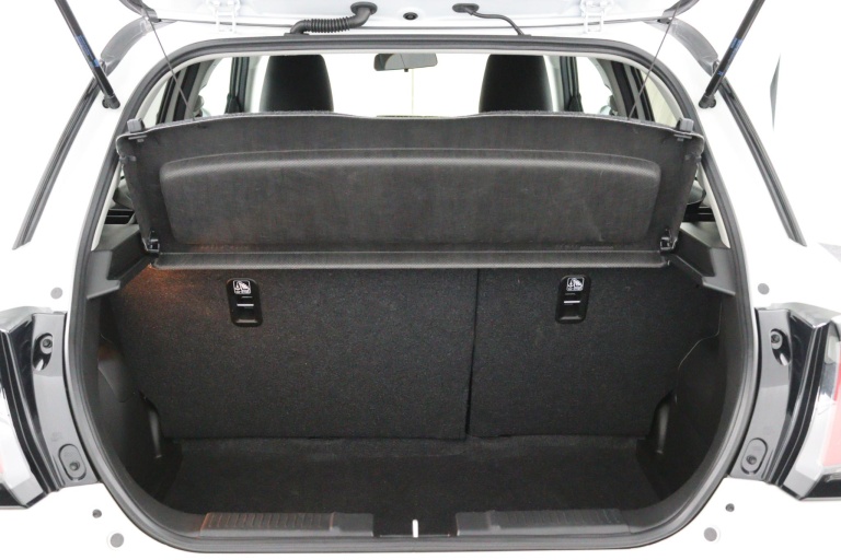 Suzuki Swift - 1.2 Select Smart Hybrid 28