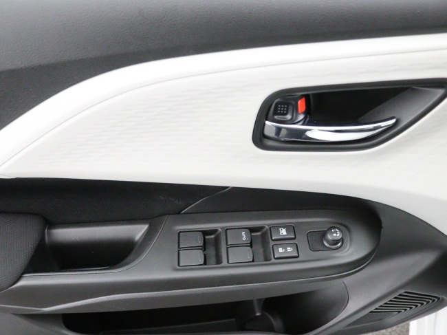 Suzuki Swift - 1.2 Select Smart Hybrid