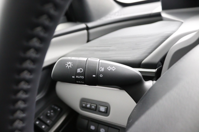 Toyota C-HR+ - Executive AWD 77 kWh 19