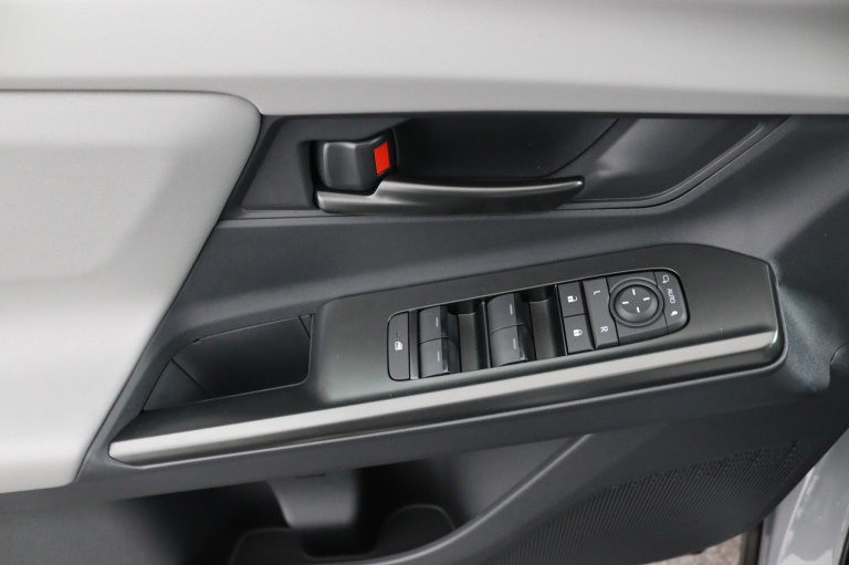 Toyota C-HR+ - Executive AWD 77 kWh 28