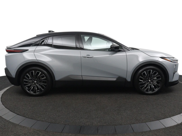 Toyota C-HR+ - Executive AWD 77 kWh 6