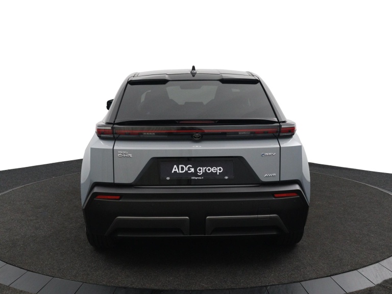 Toyota C-HR+ - Executive AWD 77 kWh 8