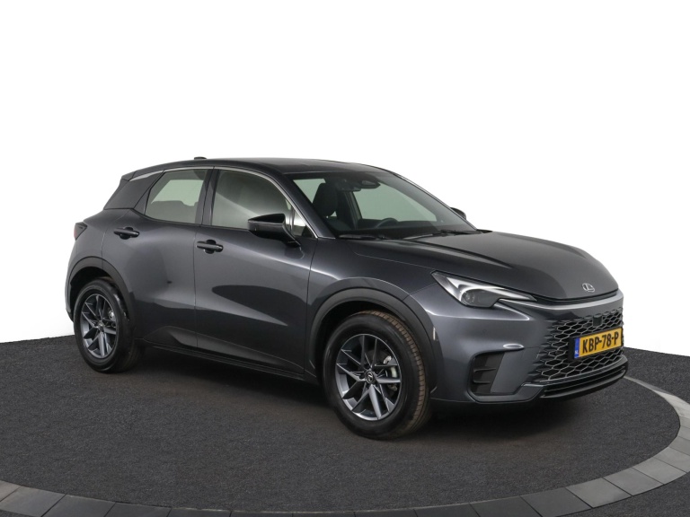 Lexus LBX - Elegant 2WD 14