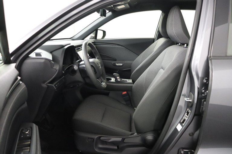 Lexus LBX - Elegant 2WD 17