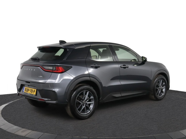 Lexus LBX - Elegant 2WD
