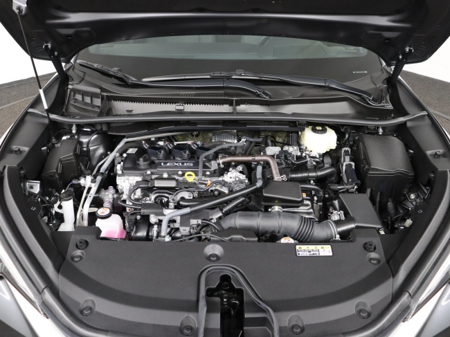 Lexus LBX - Elegant 2WD