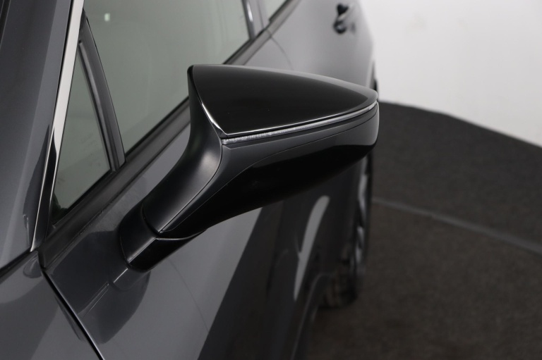 Lexus LBX - Elegant 2WD 36