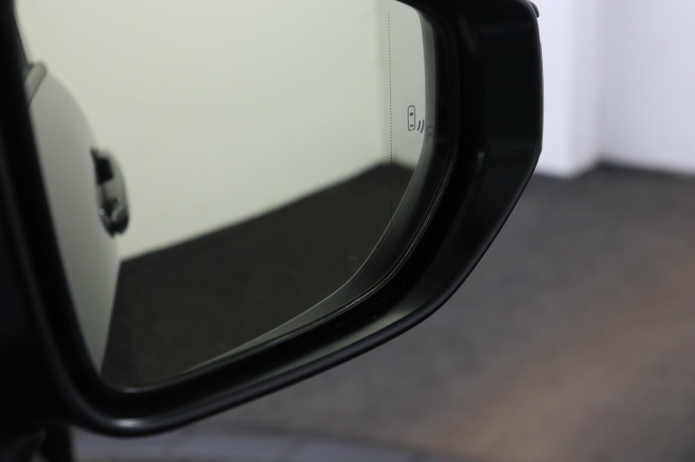 Lexus LBX - Elegant 2WD 42