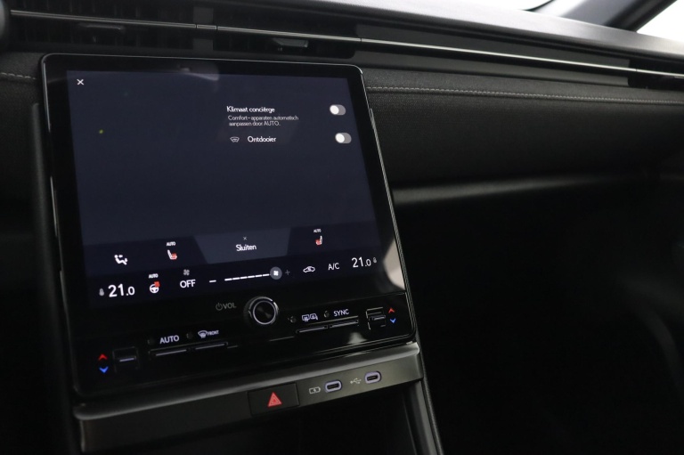 Lexus LBX - Elegant 2WD 48