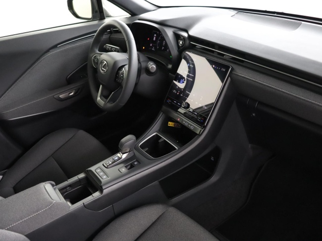 Lexus LBX - Elegant 2WD