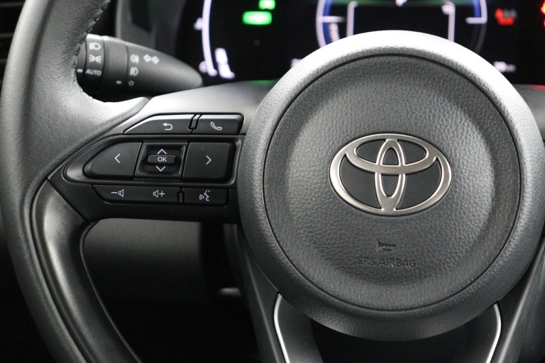 Toyota Yaris Cross - 1.5 Hybrid 115 Active 19