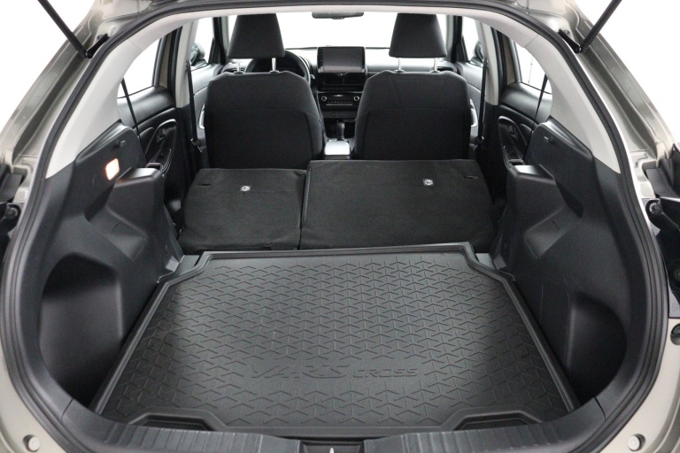 Toyota Yaris Cross - 1.5 Hybrid 115 Active 27