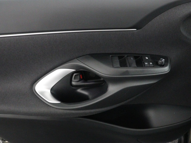 Toyota Yaris Cross - 1.5 Hybrid 115 Active