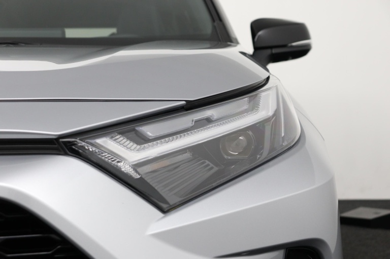 Toyota RAV4 - 2.5 Hybrid AWD Bi-Tone 38