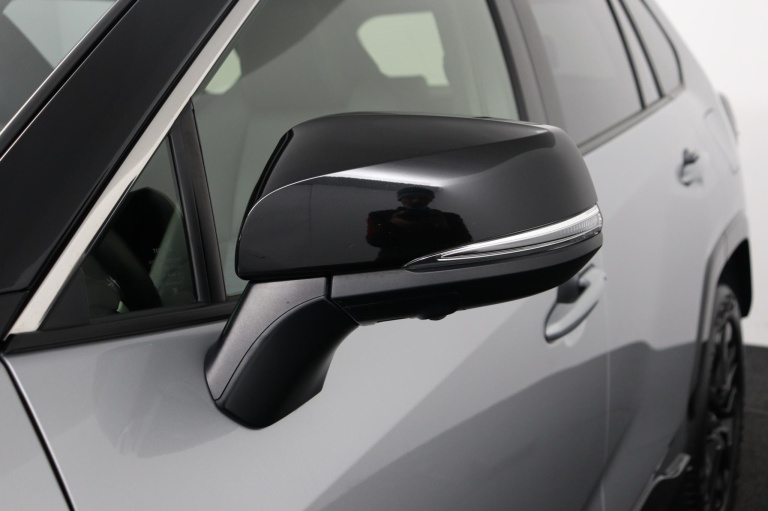 Toyota RAV4 - 2.5 Hybrid AWD Bi-Tone 39