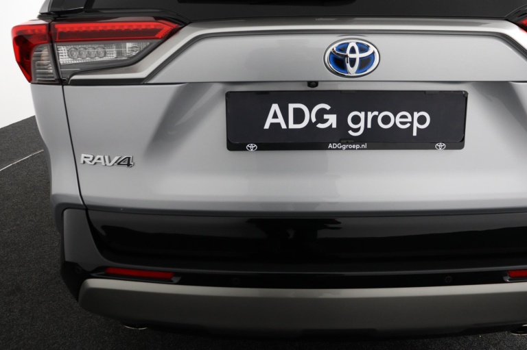 Toyota RAV4 - 2.5 Hybrid AWD Bi-Tone 47