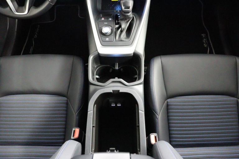 Toyota RAV4 - 2.5 Hybrid AWD Bi-Tone 65