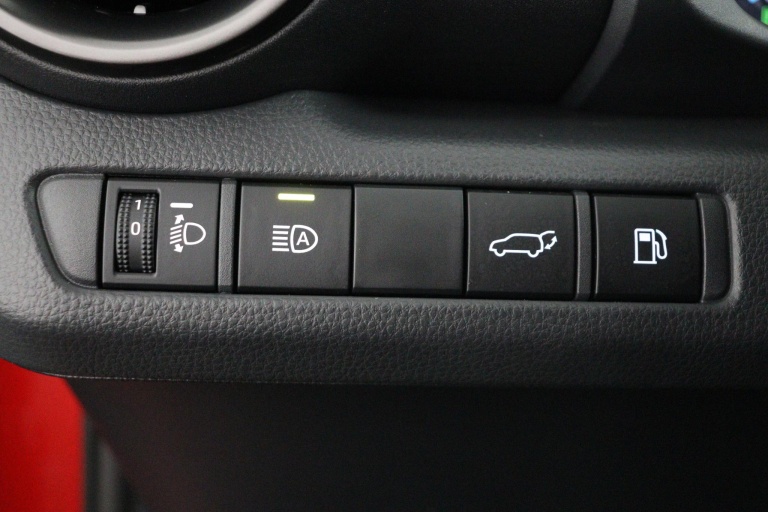 Toyota C-HR - 1.8 Hybrid 140 Executive 29