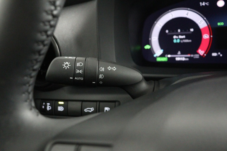 Toyota C-HR - 1.8 Hybrid 140 Executive 30