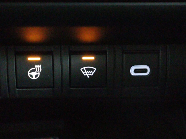 Toyota C-HR - 1.8 Hybrid 140 Executive