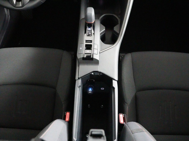 Toyota C-HR - 1.8 Hybrid 140 Executive