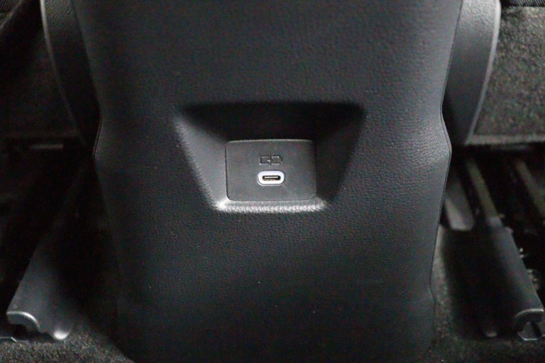 Toyota C-HR - 1.8 Hybrid 140 Executive 61