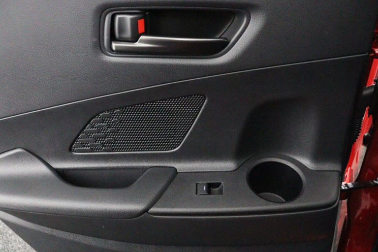 Toyota C-HR - 1.8 Hybrid 140 Executive 62