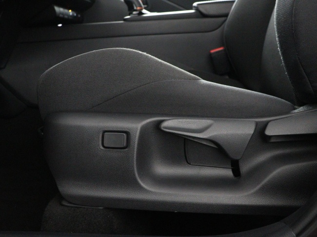 Toyota C-HR - 1.8 Hybrid 140 Executive