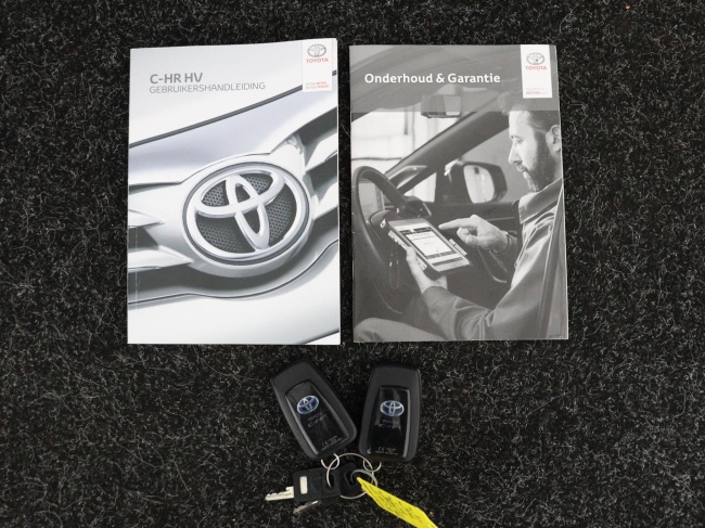 Toyota C-HR - 1.8 Hybrid First Edition