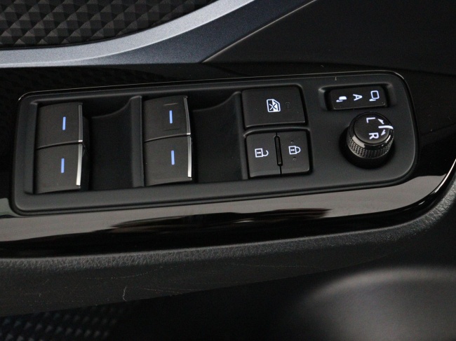 Toyota C-HR - 1.8 Hybrid First Edition