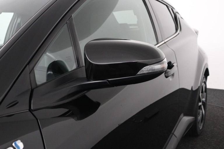 Toyota C-HR - 1.8 Hybrid First Edition 40