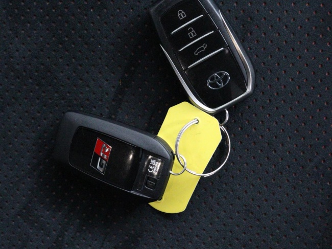 Toyota Yaris Cross - 1.5 Hybrid 130 GR SPORT