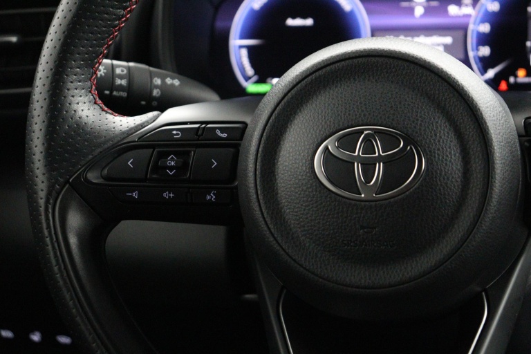 Toyota Yaris Cross - 1.5 Hybrid 130 GR SPORT 21
