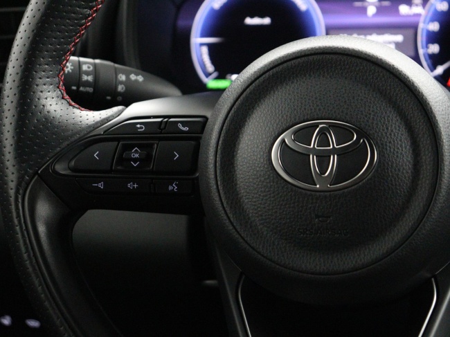 Toyota Yaris Cross - 1.5 Hybrid 130 GR SPORT