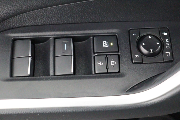 Toyota RAV4 - 2.5 Hybrid AWD Style 30