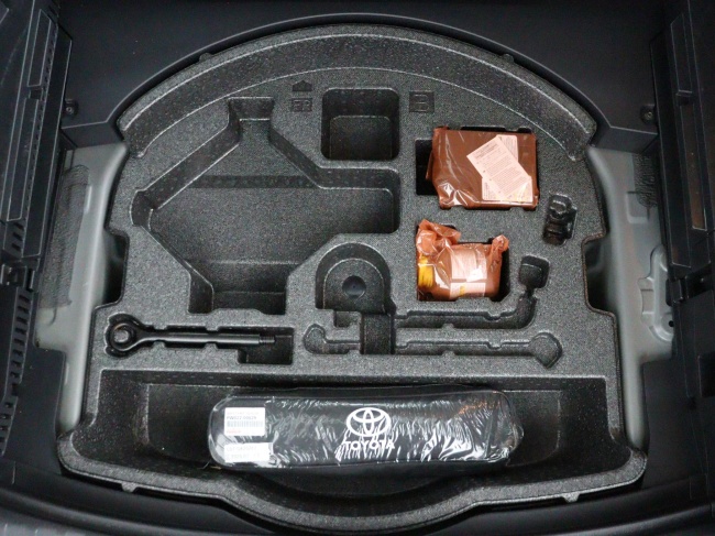 Toyota RAV4 - 2.5 Hybrid AWD Style