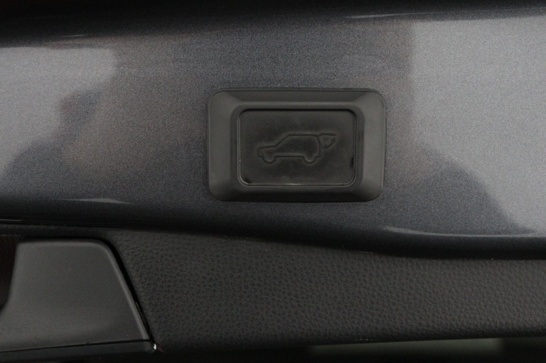 Toyota RAV4 - 2.5 Hybrid AWD Style 66