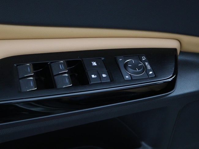 Lexus ES - 300h Executive Line