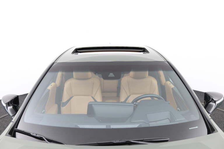 Lexus ES - 300h Executive Line 37