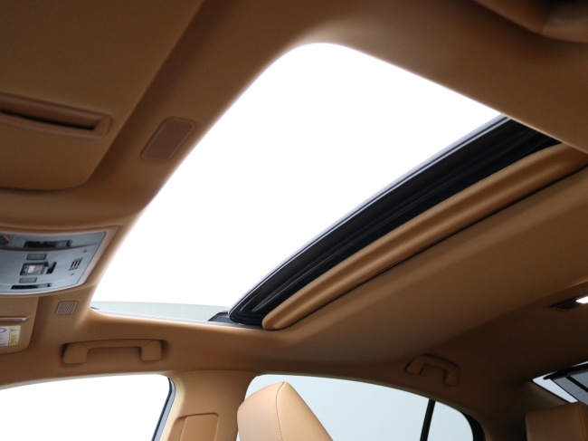 Lexus ES - 300h Executive Line