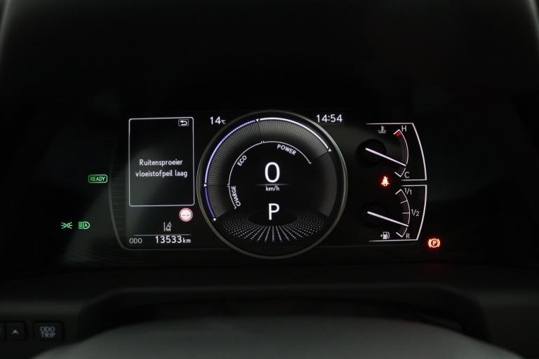 Lexus ES - 300h Executive Line 6