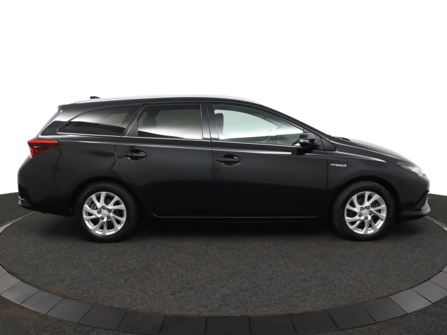 Toyota Auris - 1.8 Hybrid Dynamic