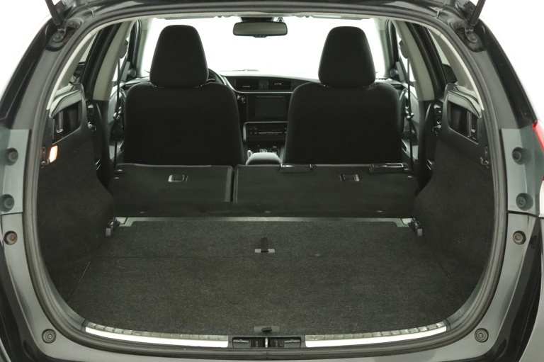 Toyota Auris - 1.8 Hybrid Dynamic 26